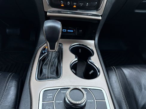 Used 2016 Jeep Grand Cherokee Limited image 55