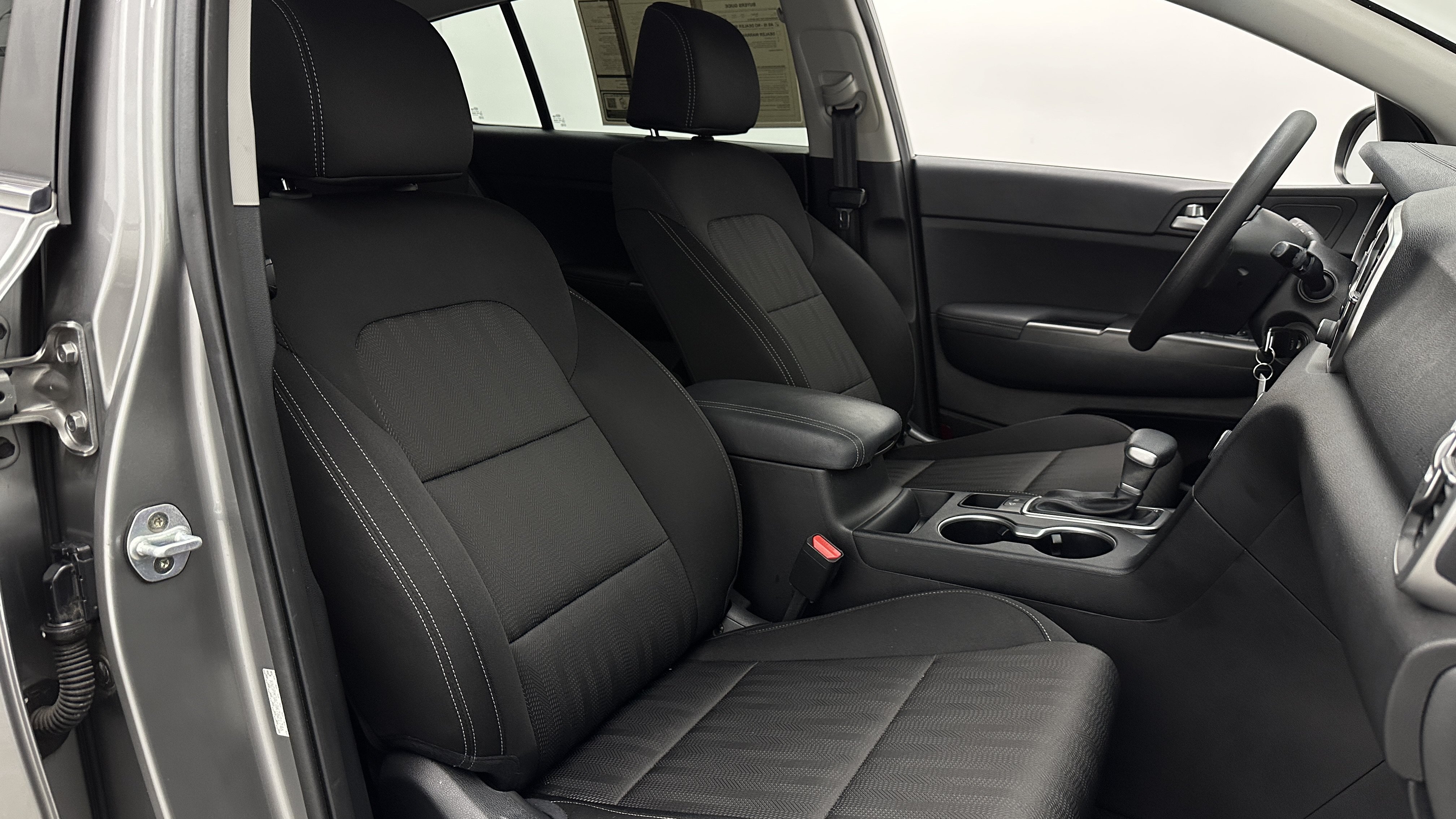 Used 2019 Kia Sportage LX FWD image 33