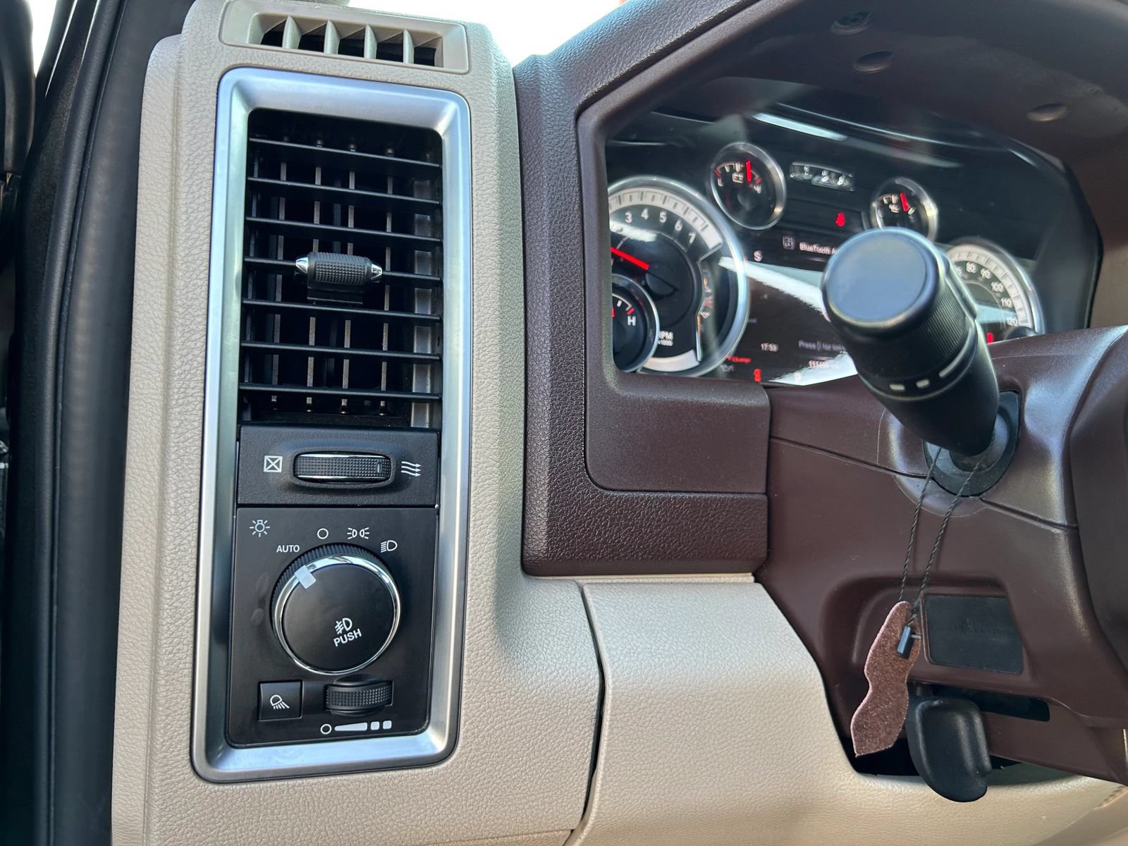 Used 2016 RAM 1500 Lone Star RWD image 13