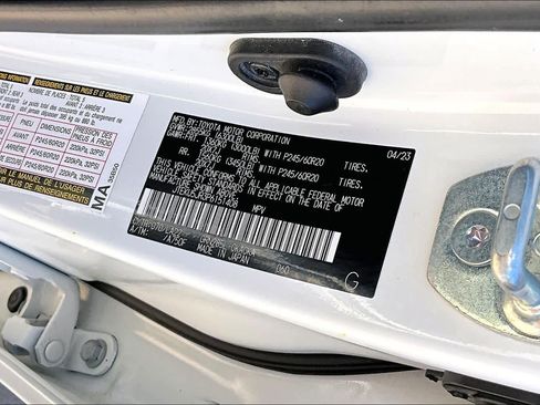 Used 2023 Toyota 4Runner Limited image 35