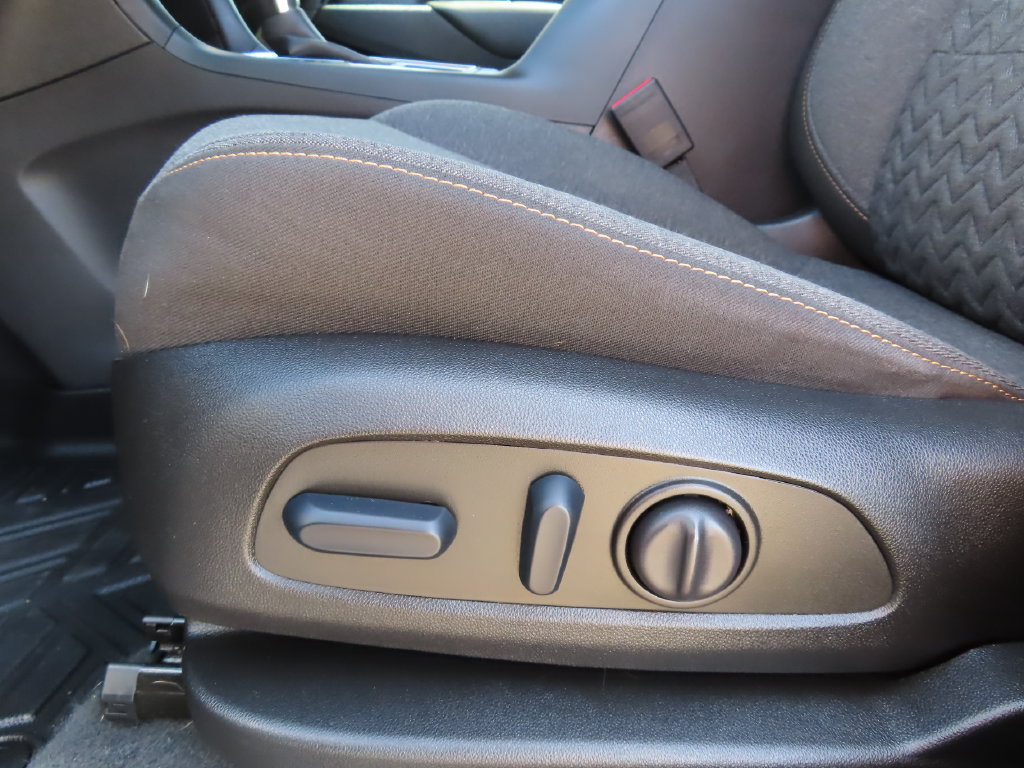 Certified 2023 Chevrolet Equinox LT AWD/4WD image 6