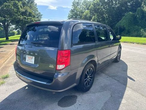 Used 2016 Dodge Grand Caravan R/T FWD image 7