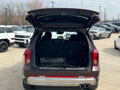 Used 2024 Hyundai Palisade Calligraphy image 15