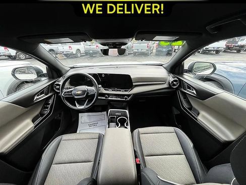 Used 2025 Chevrolet Equinox LT w/ Convenience Package II AWD/4WD image 12