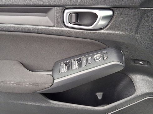 Certified 2024 Honda Civic Sport image 12