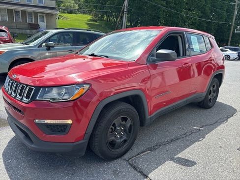 Used 2019 Jeep Compass Sport w/ Tech Group image 3