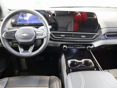 New 2026 Chevrolet Silverado EV LT image 13