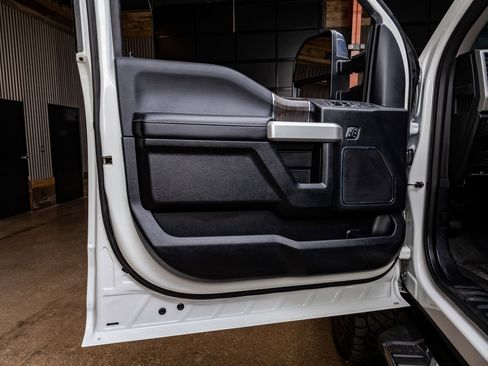 Used 2021 Ford F250 Lariat image 35