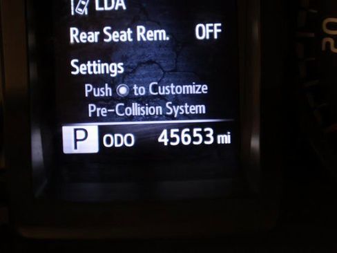 Used 2023 Toyota Tacoma SR w/ SR Convenience Package image 26