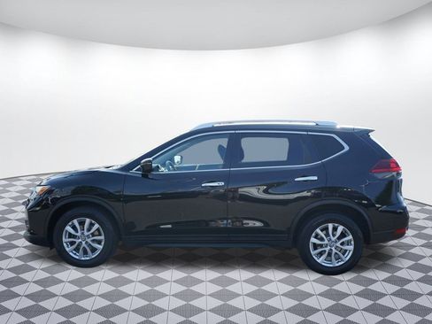 Used 2019 Nissan Rogue SV image 4