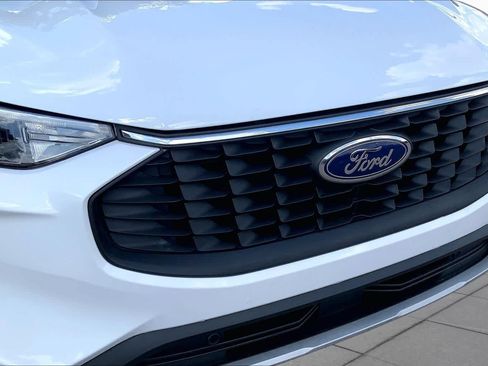Used 2025 Ford Escape Active FWD image 36