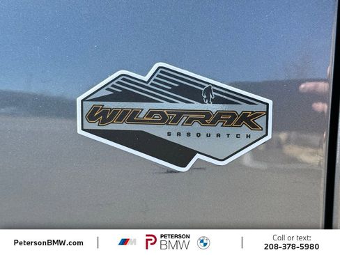 Used 2022 Ford Bronco Wildtrak image 11