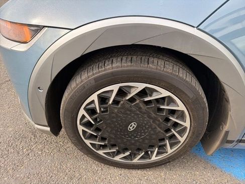 Used 2024 Hyundai Ioniq 5 Limited image 16