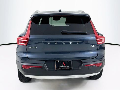 Used 2022 Volvo XC40 T5 Inscription w/ Climate Package AWD/4WD image 7