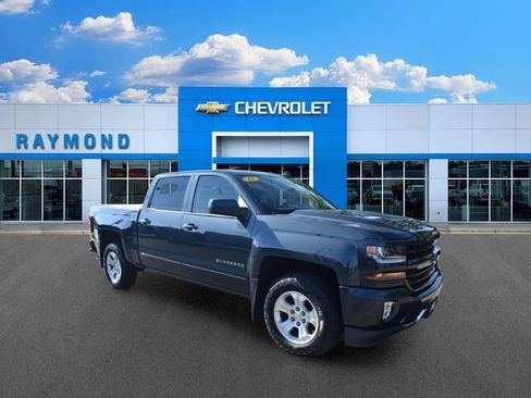 Used 2017 Chevrolet Silverado 1500 LT w/ All Star Edition AWD/4WD image 10