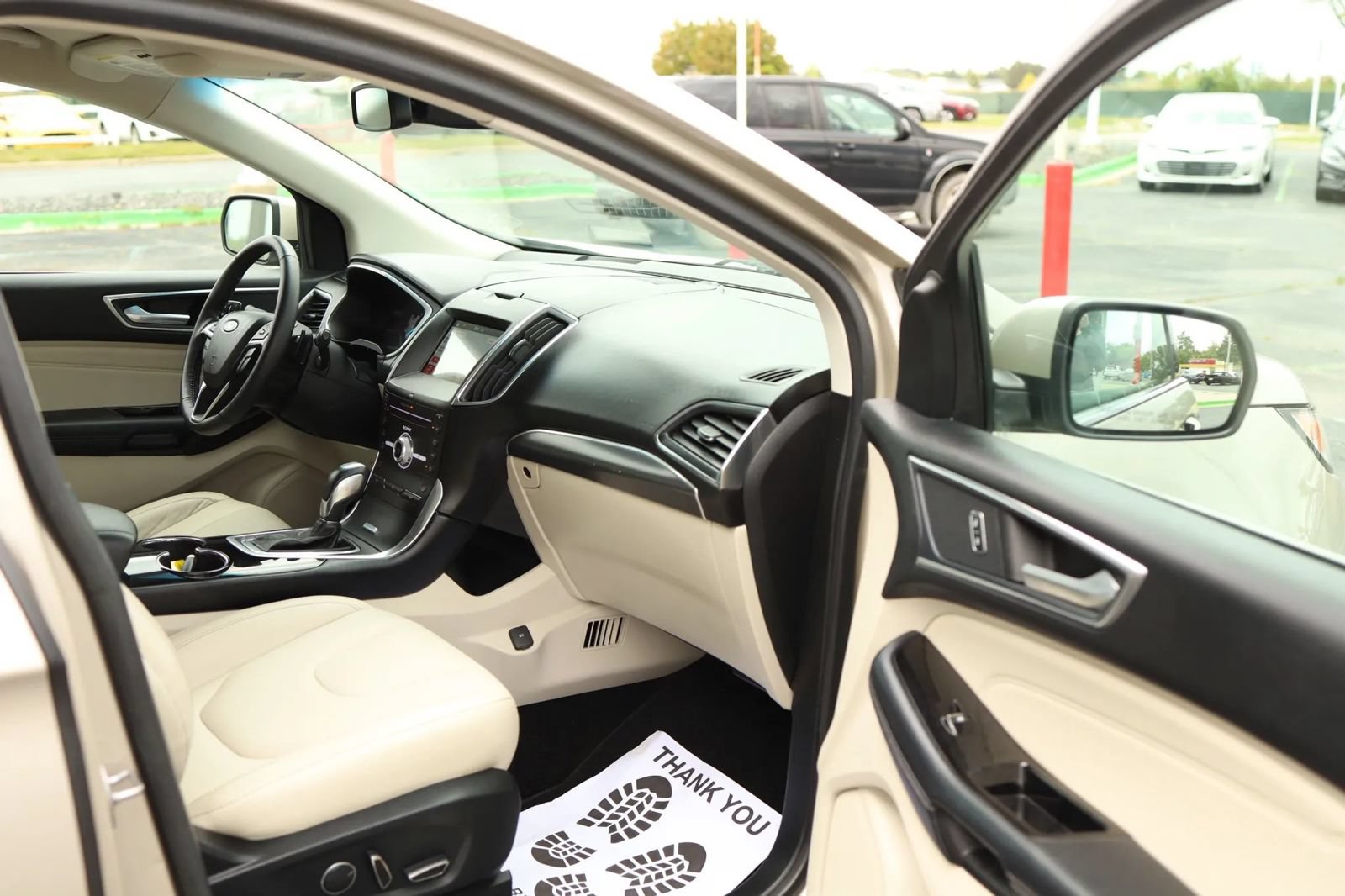 Used 2018 Ford Edge Titanium w/ Ford Safe & Smart Package AWD/4WD image 48