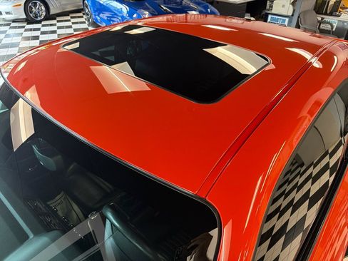 Used 2010 Dodge Challenger R/T RWD image 13