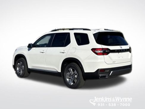 New 2026 Honda Pilot EX-L image 2