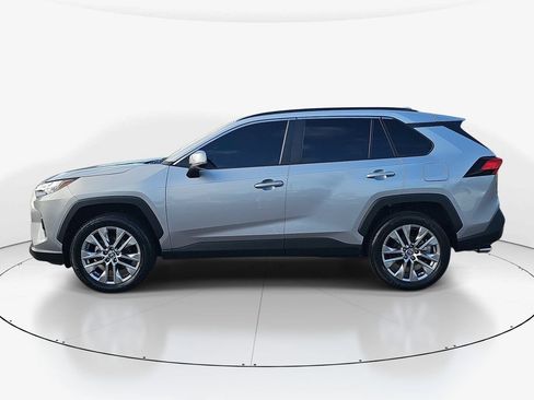 Used 2023 Toyota RAV4 XLE Premium FWD image 10