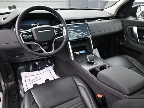 Used 2024 Land Rover Discovery Sport S image 24