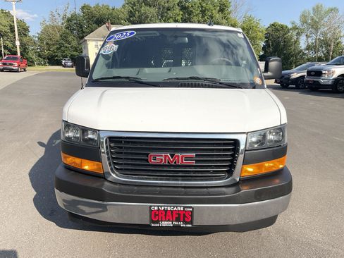 Used 2025 GMC Savana 2500 w/ Driver Convenience Package RWD image 8
