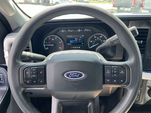 Used 2026 Ford F250 XL AWD/4WD image 16