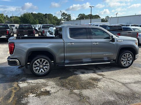 Used 2021 GMC Sierra 1500 SLT RWD image 8