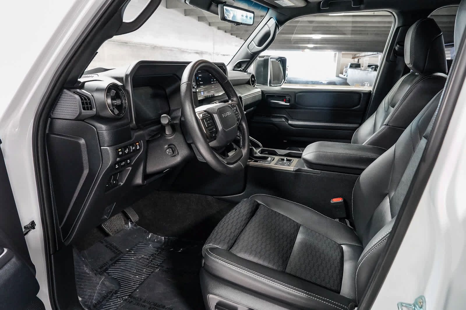 Certified 2026 Toyota Land Cruiser w/ Premium Package AWD/4WD image 19