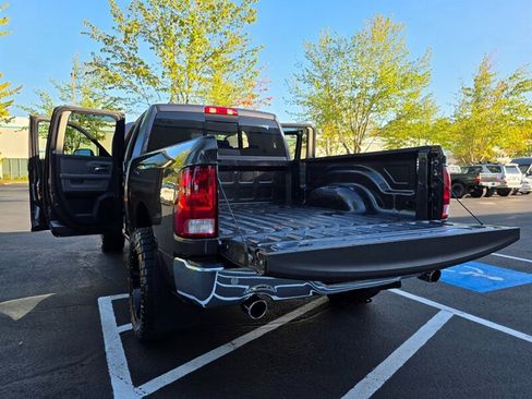 Used 2018 RAM 1500 Big Horn image 27