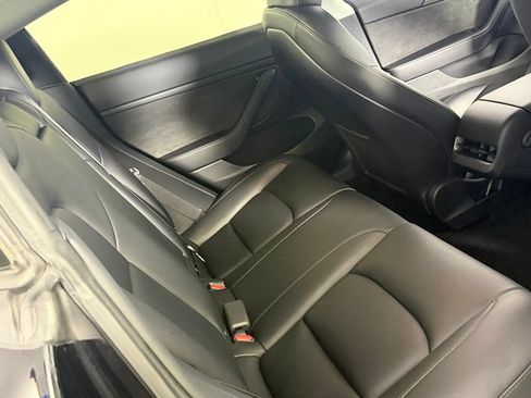 Used 2023 Tesla Model 3 Standard Range RWD image 29