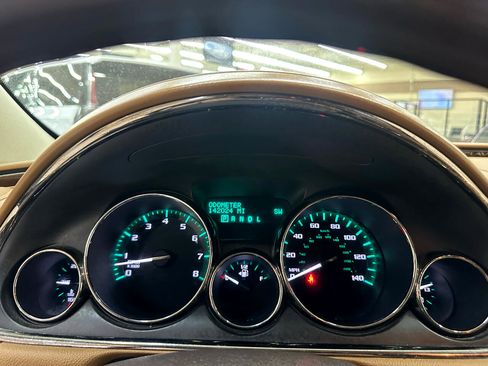Used 2015 Buick Enclave Leather image 25