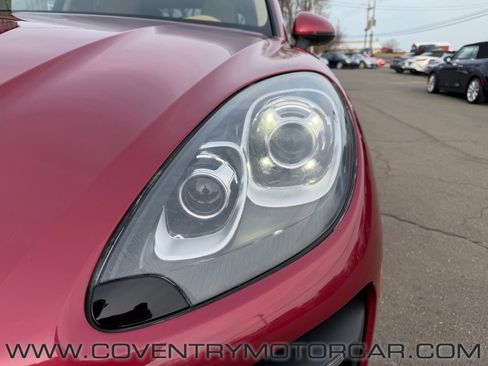 Used 2015 Porsche Macan Turbo image 9