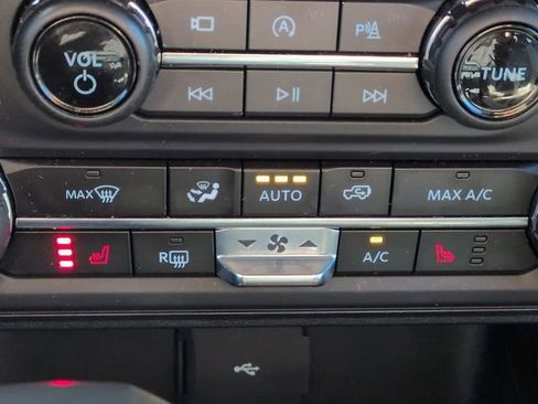 Certified 2023 Ford Bronco Wildtrak image 25