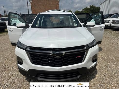 Used 2023 Chevrolet Traverse RS FWD image 42