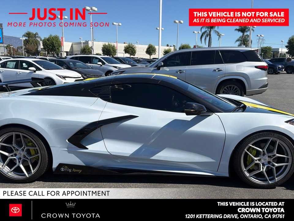 Used 2024 Chevrolet Corvette Stingray Coupe w/ 1LT RWD image 3
