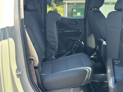 Used 2026 Chevrolet Colorado Trail Boss AWD/4WD image 7