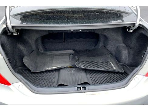 Used 2012 Toyota Camry SE image 11