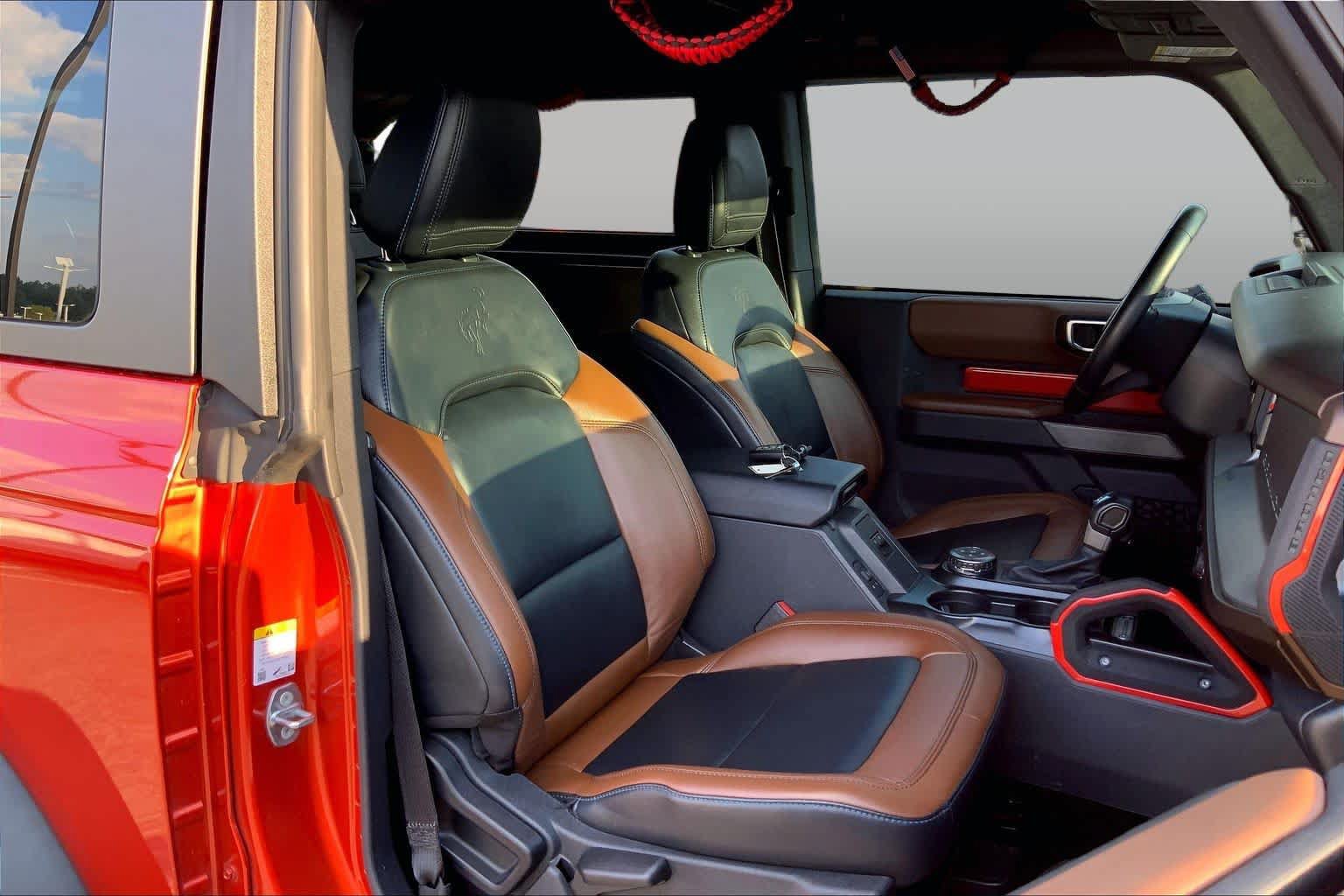 Used 2023 Ford Bronco Outer Banks w/ Sasquatch Package AWD/4WD image 9