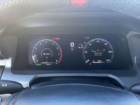 Used 2025 Toyota Tacoma TRD Pro AWD/4WD image 11