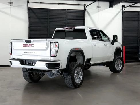 Used 2022 GMC Sierra 2500 Denali w/ Denali Ultimate Package AWD/4WD image 10