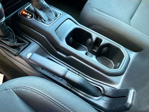 Used 2021 Jeep Wrangler Unlimited Willys image 18