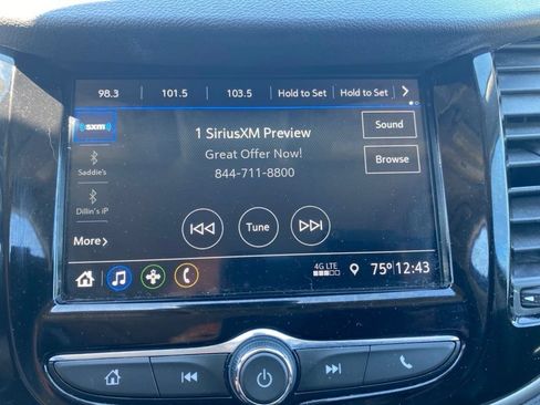 Used 2019 Chevrolet Trax LT w/ LT Convenience Package AWD/4WD image 35