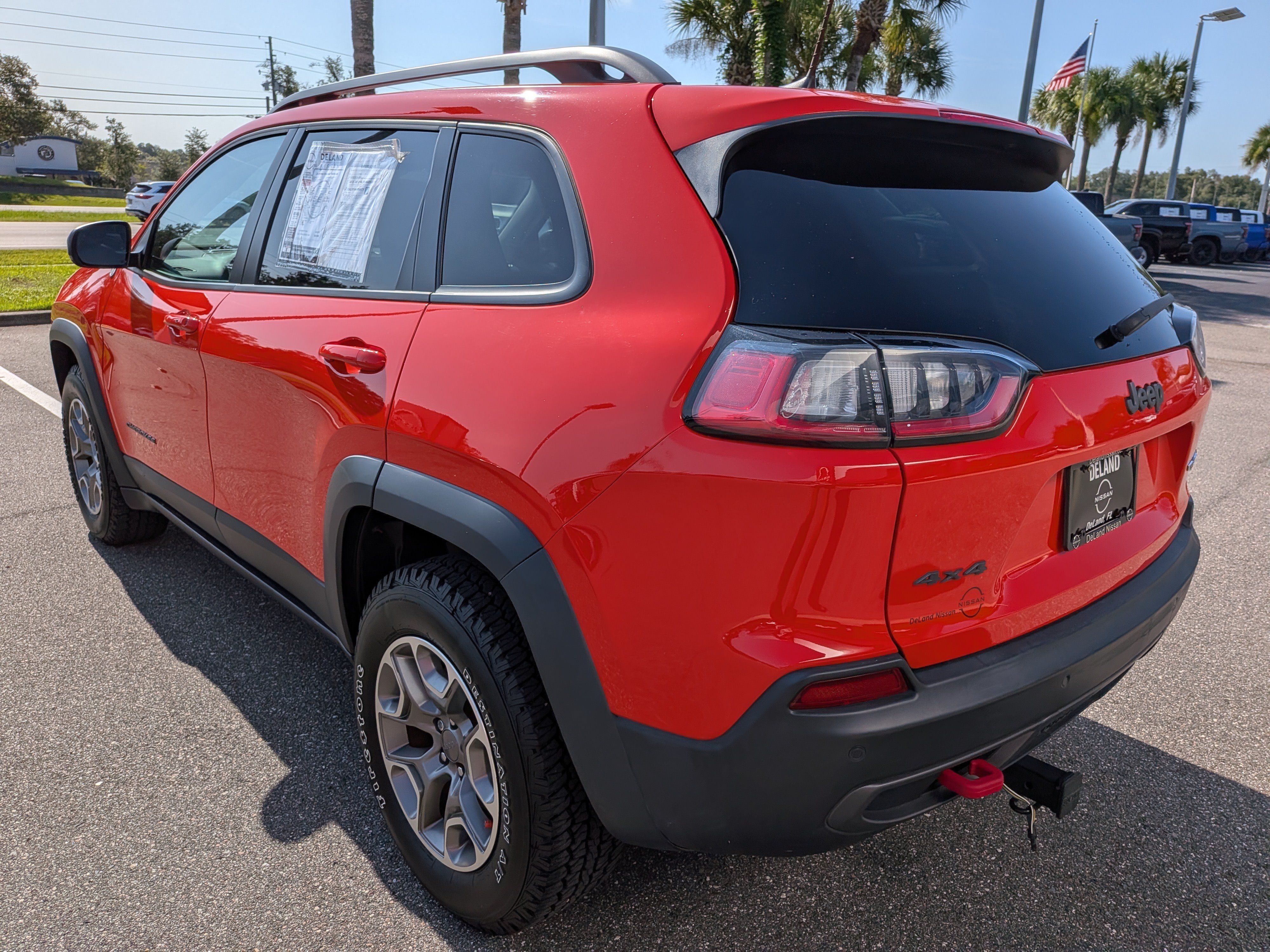 Used 2021 Jeep Cherokee Trailhawk w/ Sun, Sound & Nav Group AWD/4WD image 6