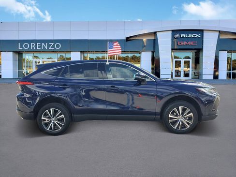 Used 2024 Toyota Venza LE image 4