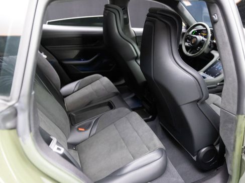 Used 2023 Porsche Taycan GTS image 63