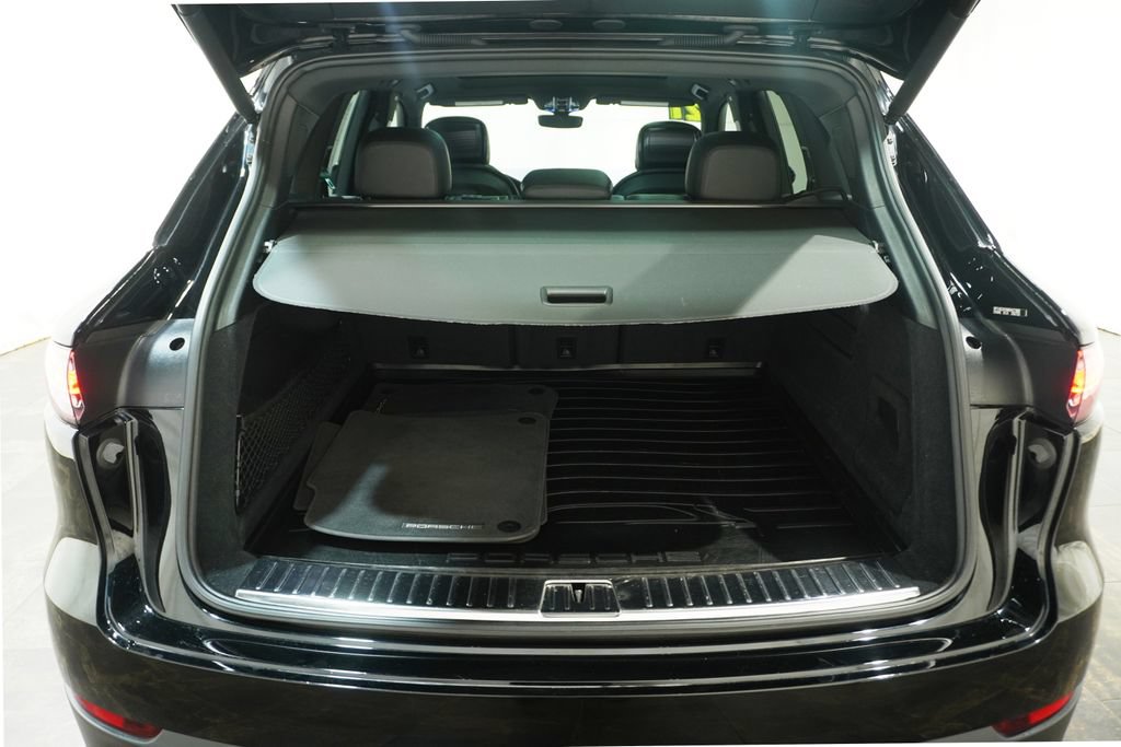 Used 2021 Porsche Cayenne S AWD/4WD image 5