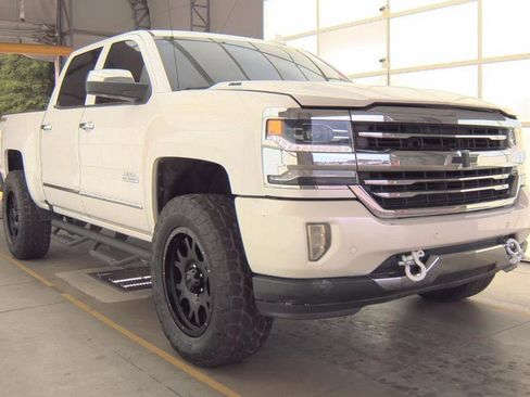 Used 2017 Chevrolet Silverado 1500 High Country AWD/4WD image 3