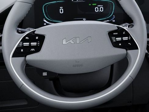New 2026 Kia Niro EX image 22