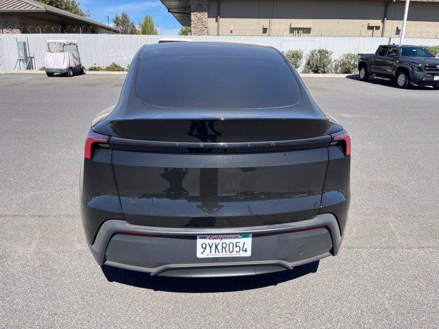 Used 2026 Tesla Model Y 2WD image 4