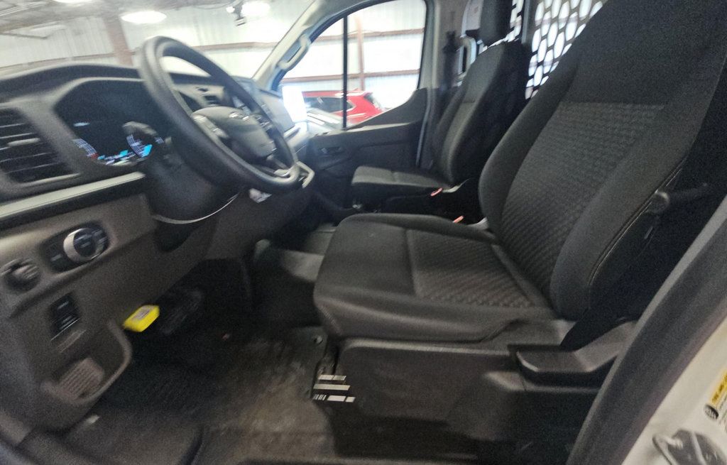 Used 2025 Ford Transit 250 Low Roof w/ Exterior Upgrade Package RWD image 7